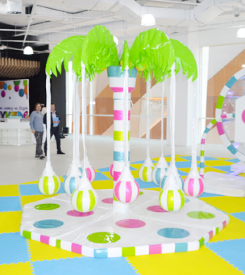 Spinning Palms